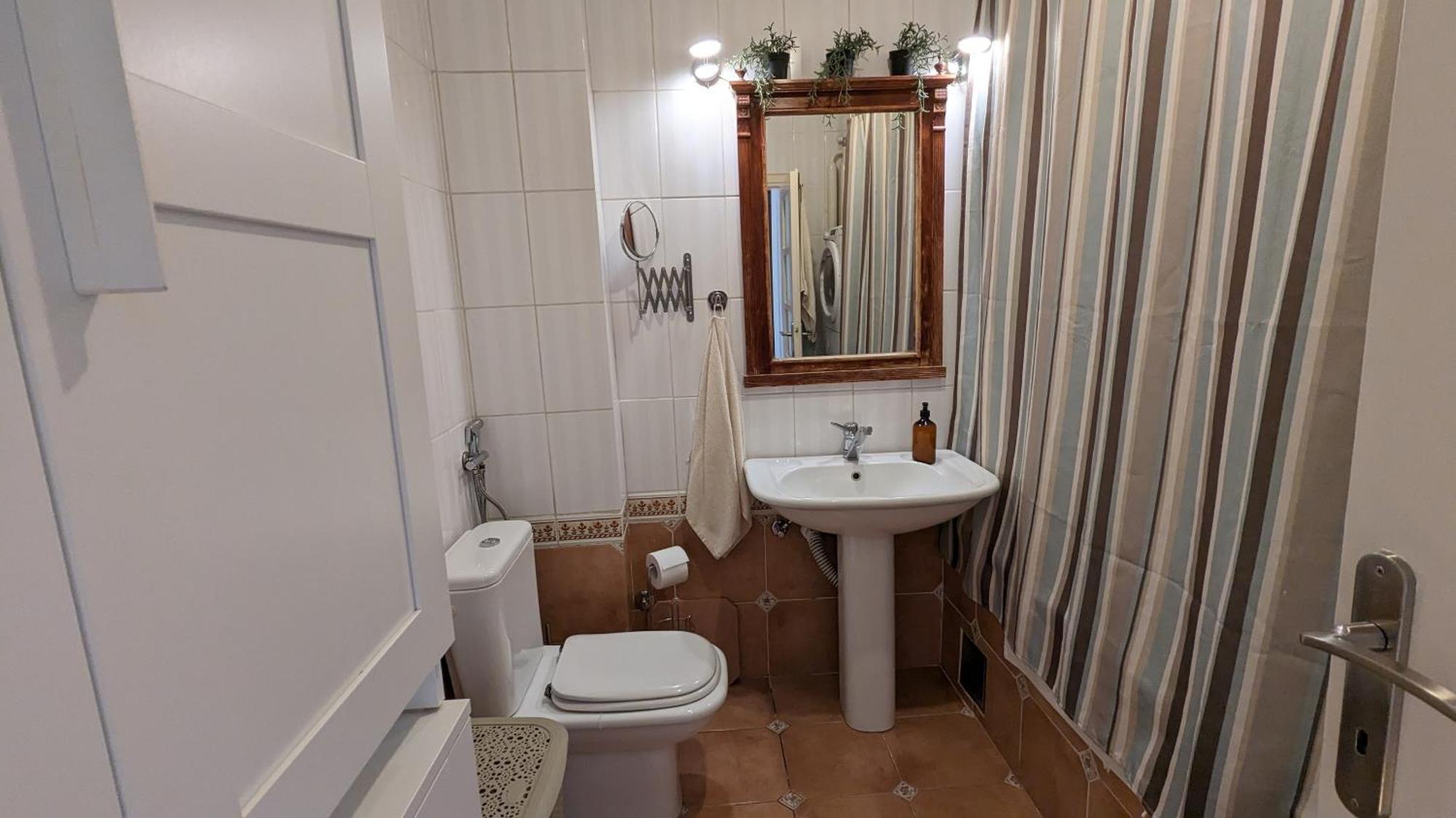 Center, Private Garage, Danube & Fortress, 3 Bdrm 2 Bath Novi Sad Luaran gambar
